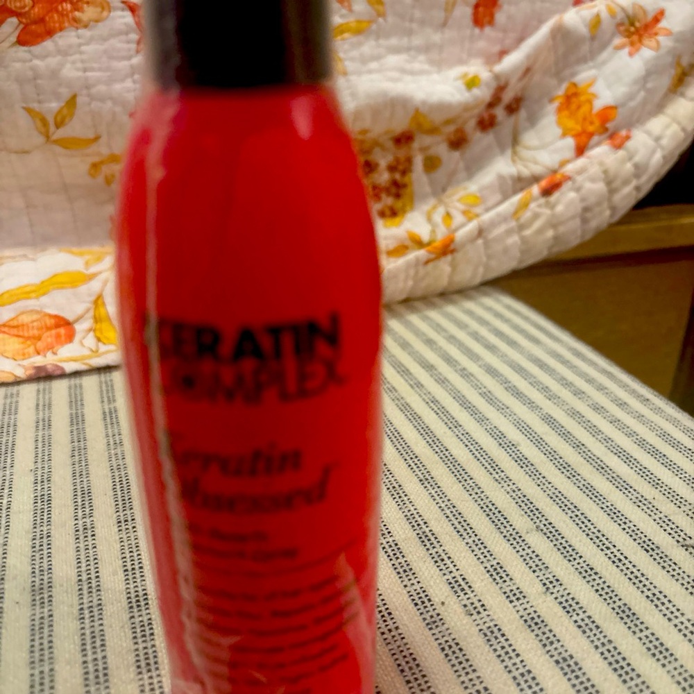 Keratin Complex: Keratin Obsessed Multi-Benefit Treatment Spray